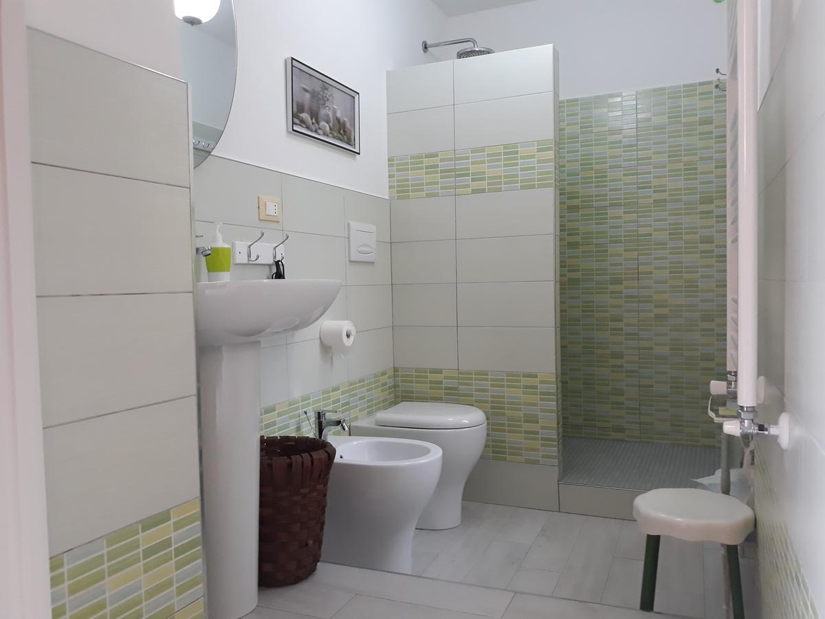 Bed and Breakfast La Terra Di Mingo Vado Ligure Exterior foto